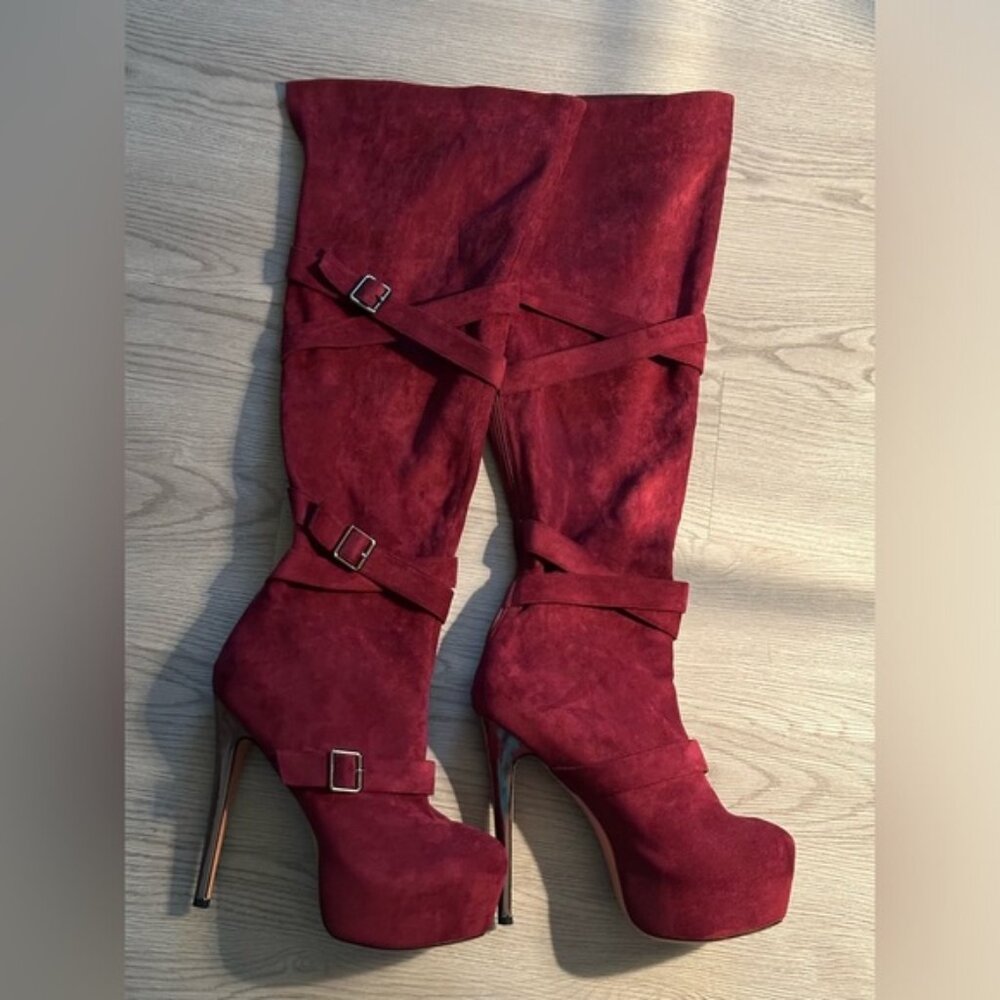 Elegant Red Suede Women's Boots